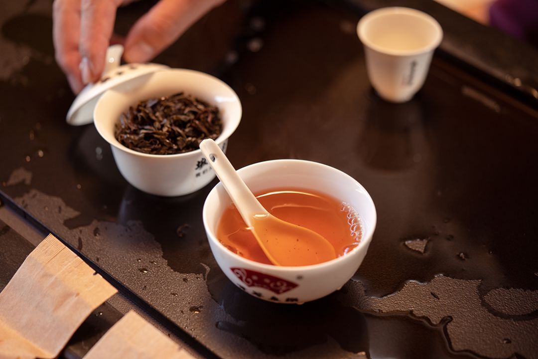 茶事 | 解密巖茶 它是否適合長(zhǎng)期收藏？